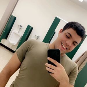 Meet your Posher, Alex